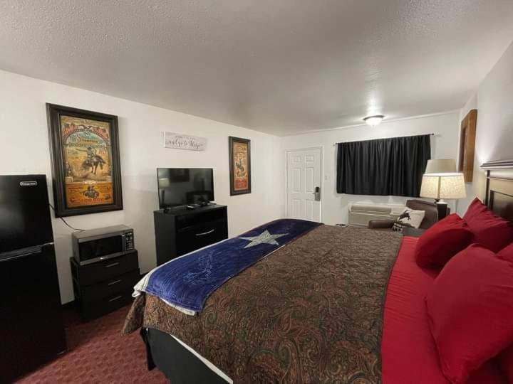 Glen Rose Inn & Suites Екстериор снимка