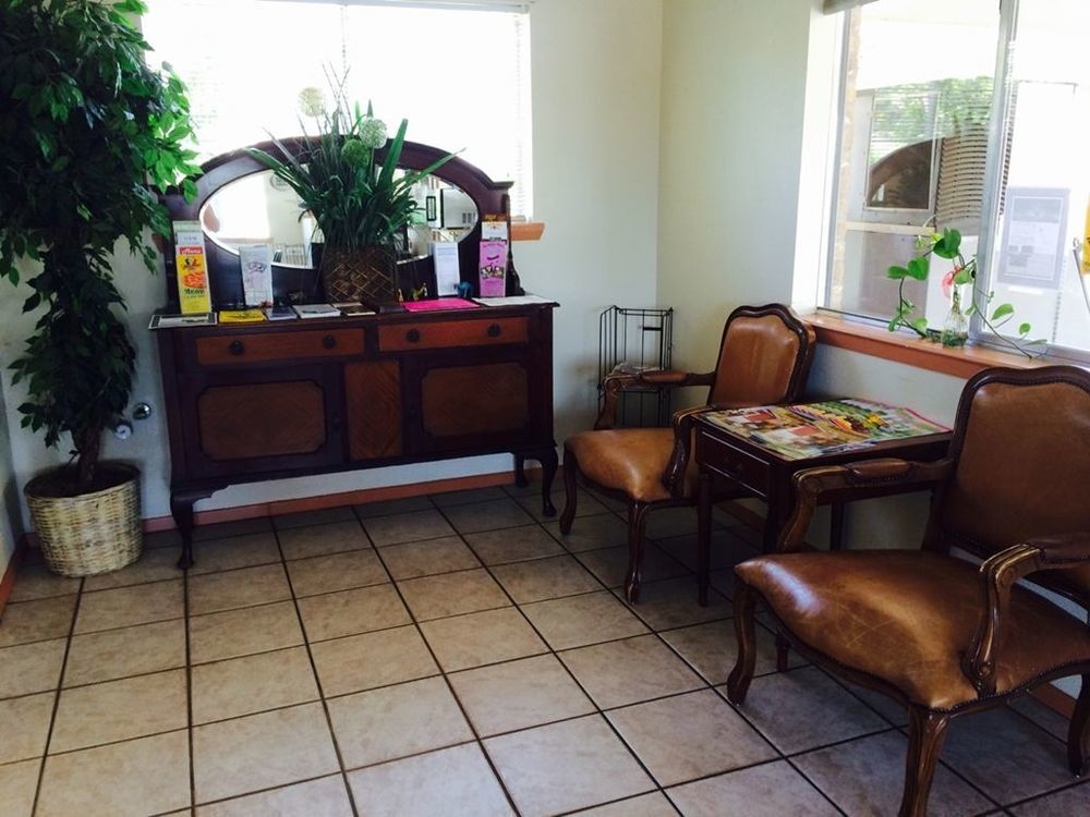Glen Rose Inn & Suites Интериор снимка